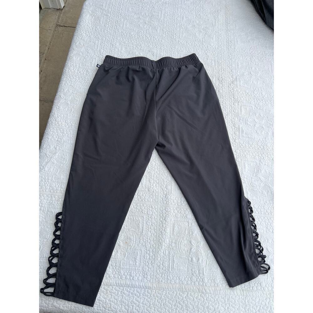 Fabletics gray pull on elastic waist Tiana Woven pants, women's M-L